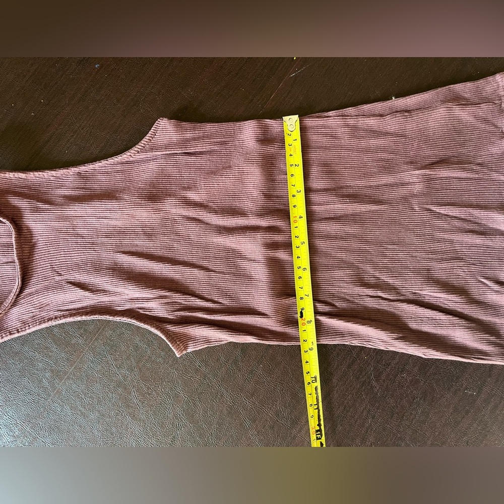 Express Mauve Ribbed Tank Top - Picture 5 of 5